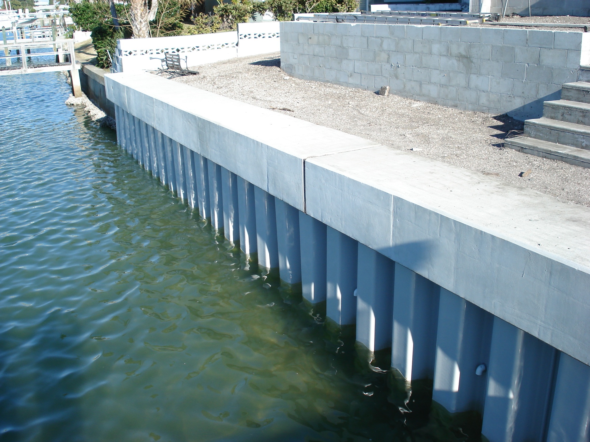 Vinyl Seawall with Concrete Cap | Gulfside Docks